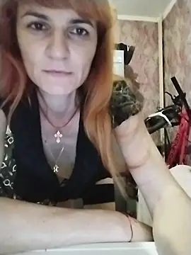 YaroslavaLester live cam on StripChat