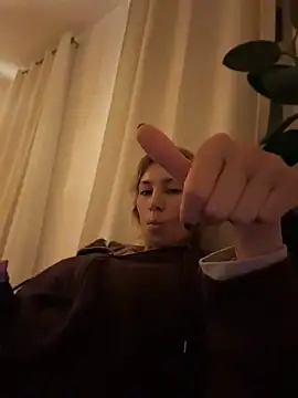 suyneslii