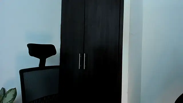 Naughtii_Doll_