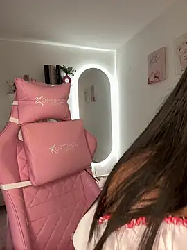 jenn_layton (F young) - CUM SHOW LITTLE RED RIDING HOOD ❤️‍🔥