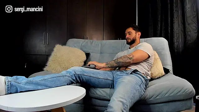 sergi_mancini_11 live cam on StripChat
