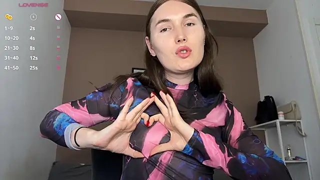 Maria_Bowie live cam on StripChat