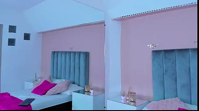 MiaPortmass_ live cam on StripChat
