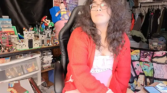 ShinyCherub live cam on StripChat