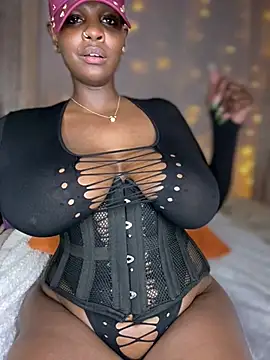 ScarletMuseX live cam on StripChat