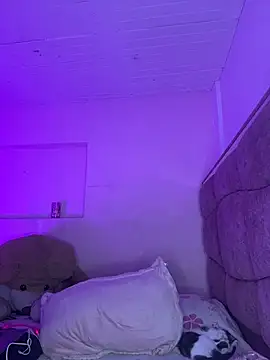 angela_boobs19 (F teen) - show ass