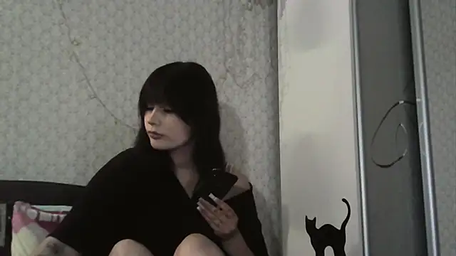 bigassgothh live cam on StripChat