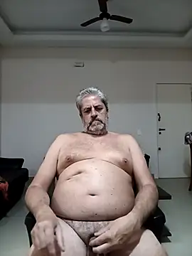 Abueloexhibicionista