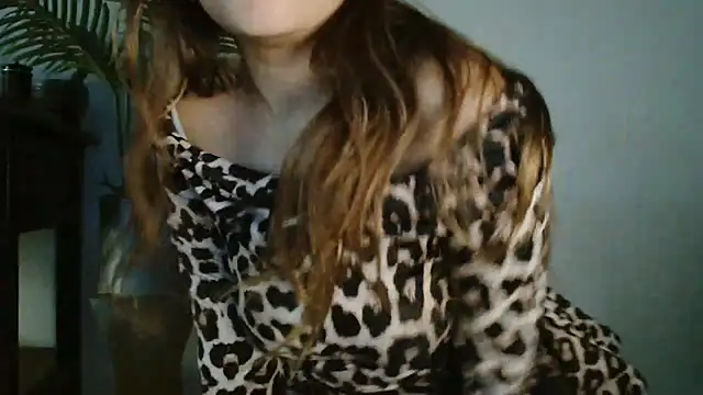 3littles live cam on StripChat