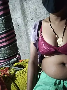 Hott_arushi25