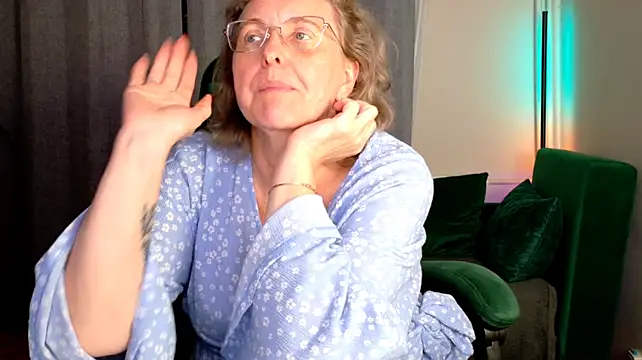 JoannaAndNeighbour webcam