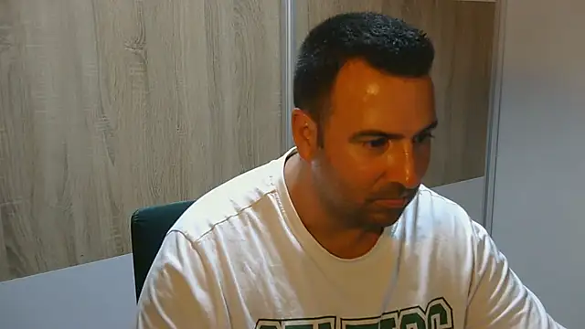 VanillaTime78-Jorge live cam on StripChat