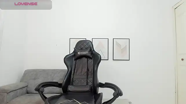 natalia_curvy1