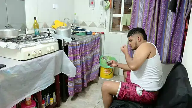 Boycuriousxxx