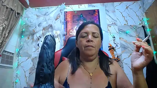 alina_maturehot