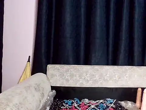Chloe80