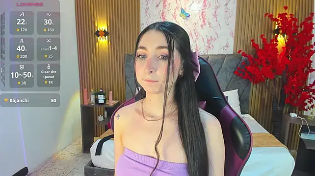 Ayla_min