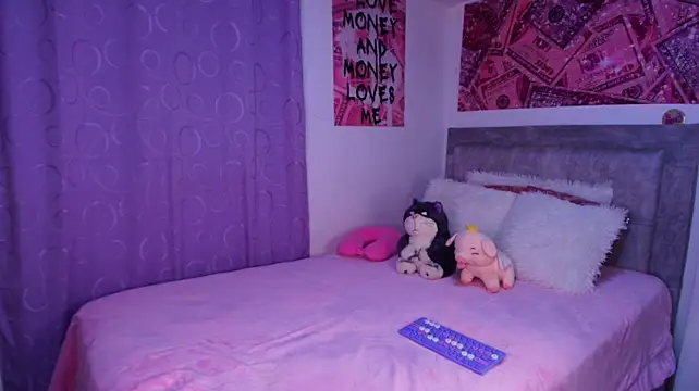 Valerie_Woigt live cam on StripChat