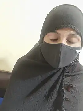 Hot_Saraa04