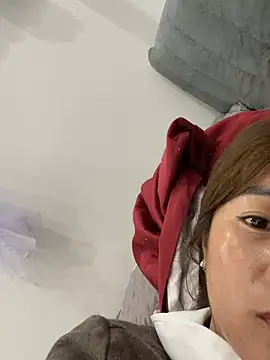 Venus-cute live cam on StripChat
