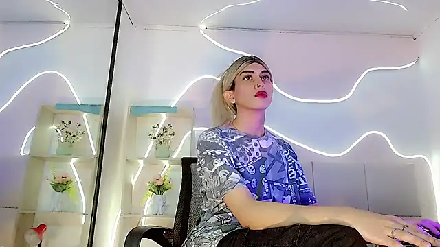 Daniela_Pink_