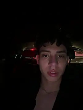 yoursexyjose webcam