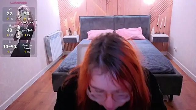 Aleks-casterrr live cam on StripChat