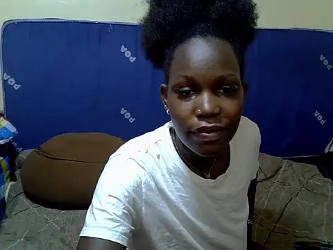 black_beautie00 live cam on StripChat