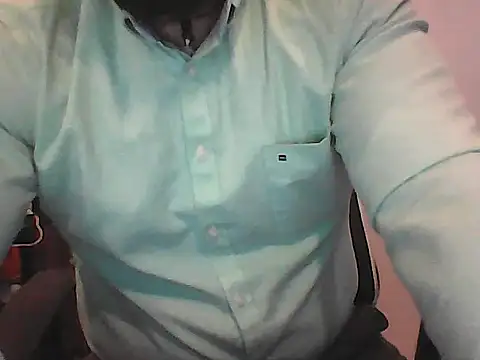 Yorel1109- live cam on StripChat