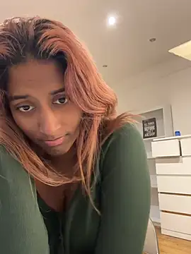 DonnaShy live cam on StripChat