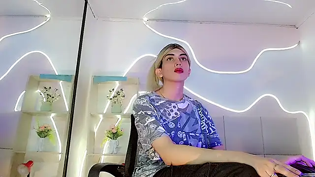 Daniela_Pink_