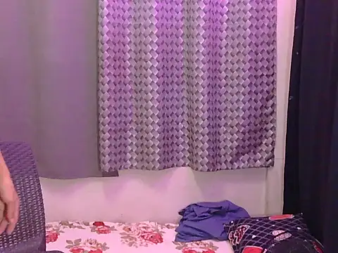 kittyhugecock (M young) - Cum Public