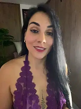 Miaswwe live cam on StripChat