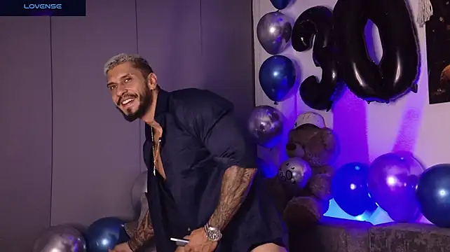 Live sex cam of Seth_Vegaa
