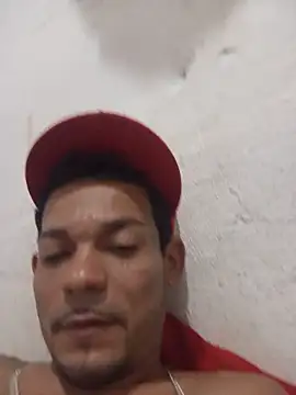 Yldo01 live cam on StripChat