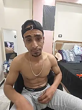 highguy live cam on StripChat