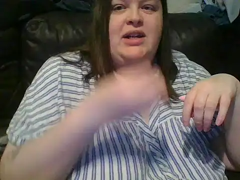 CurvyKirstiesX