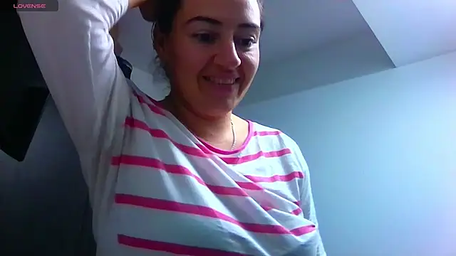 dianne_balbwin (F young) - fingers in pussy