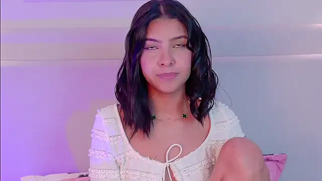 NaomiKlarc