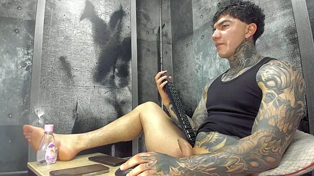 Gury_tattoo live sex cam