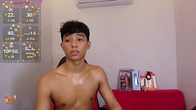 Little_Twink19x webcam