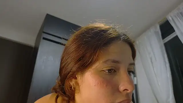 Miranda-cambell live sex cam