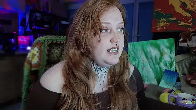 CURVYSAKURA live cam on StripChat
