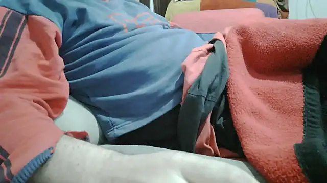 messi_syssy live cam on StripChat