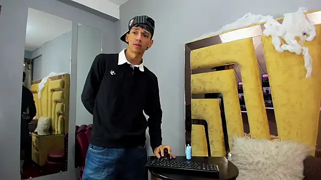 EstebanValdezs live sex cam