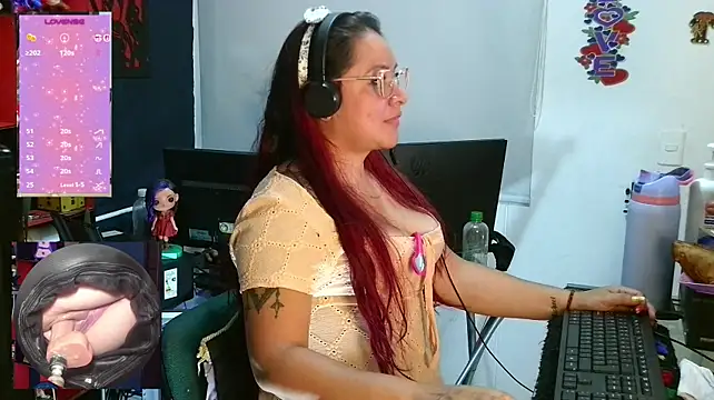 kyobiker live cam on StripChat