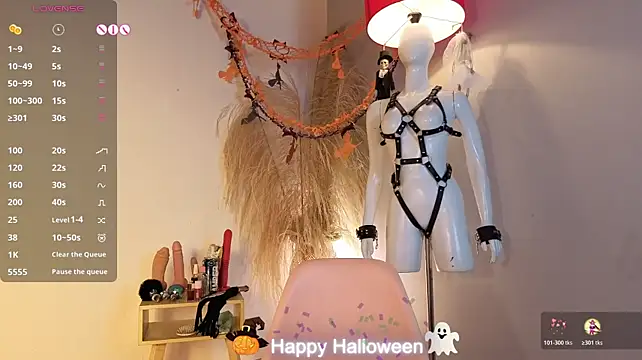conniecuteE live cam on StripChat