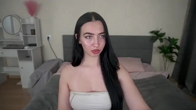 wildkittenx_ (F teen) - spank me hard 10 times
