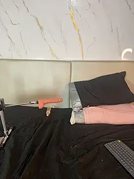 Nina_Skyy