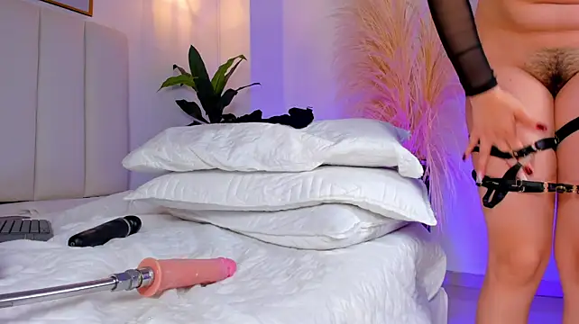 Sarita__Gomez